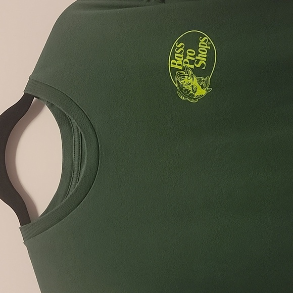Bass Pro Shops T-Shirt - Picture 2 of 4